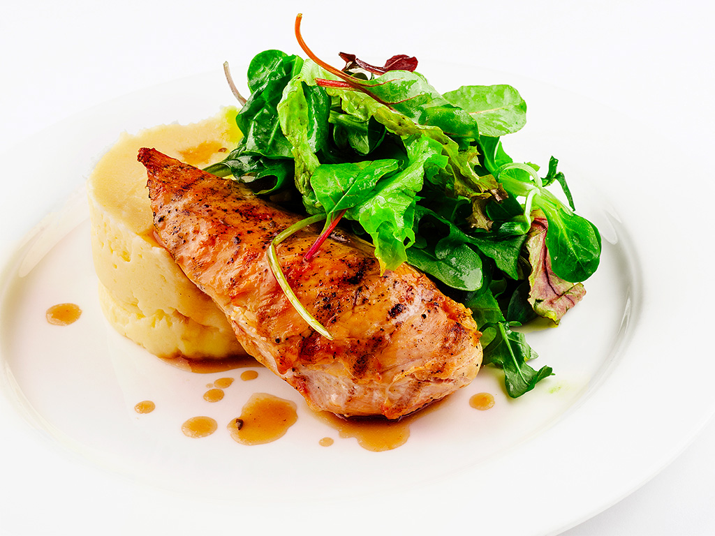 supreme de volaille - menu cabaret repas spectacle